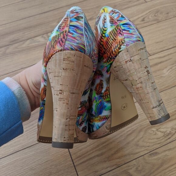 peter kaiser open toed tropical vacation heels with wood bottoms - Picture 4 of 7